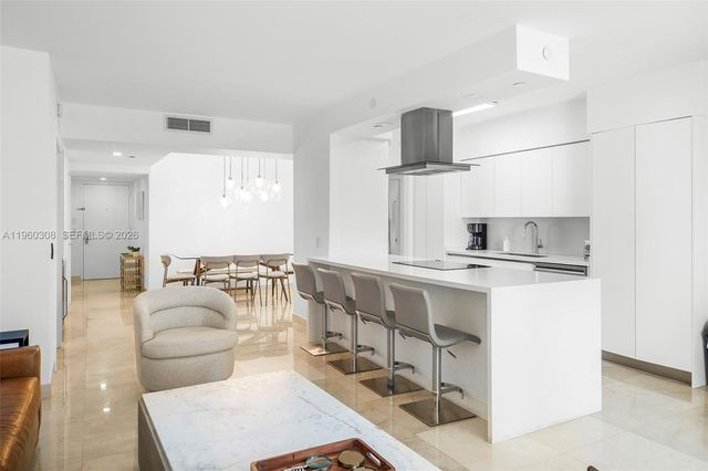 4779 Collins Ave 3804, Miami Beach, FL 33140