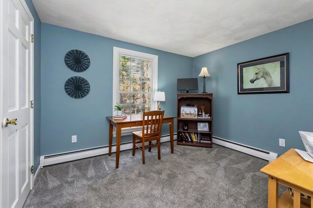 16 Tokanel Drive, Londonderry, NH 03053