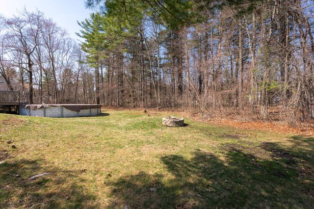 16 Tokanel Drive, Londonderry, NH 03053