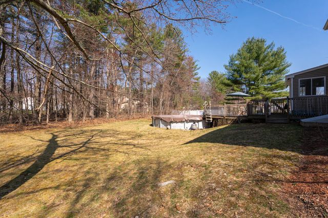 16 Tokanel Drive, Londonderry, NH 03053