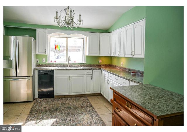 997 VINELAND AVE, Bridgeton, NJ 08302