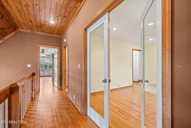 378 Holleman Bend Lane, Granville, TN 38564