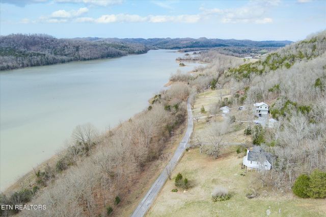 378 Holleman Bend Lane, Granville, TN 38564