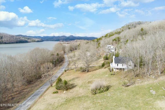 378 Holleman Bend Lane, Granville, TN 38564