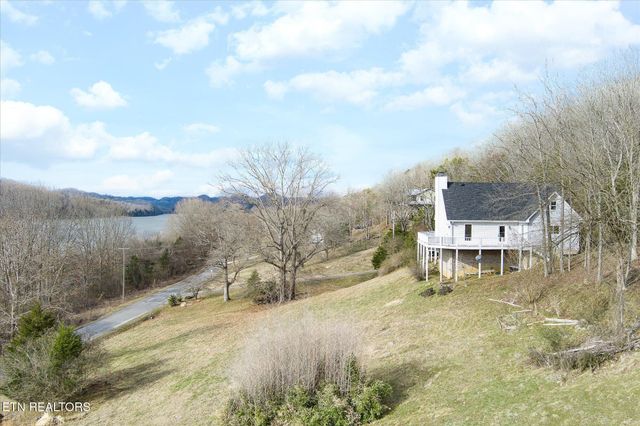 378 Holleman Bend Lane, Granville, TN 38564