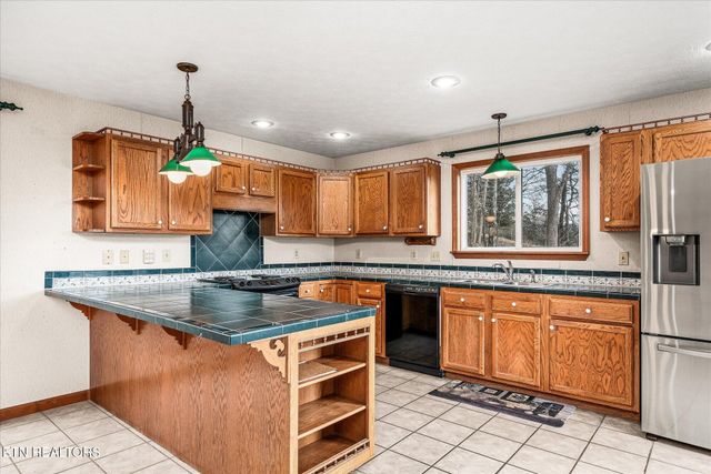 378 Holleman Bend Lane, Granville, TN 38564