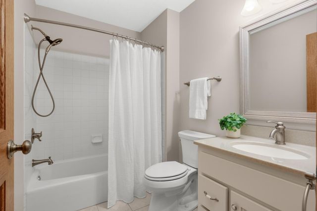 1705 James Court, Burnsville, MN 55337