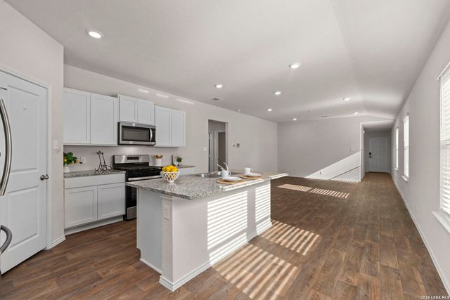 1243 Yellow Warbler Run, San Antonio, TX 78253