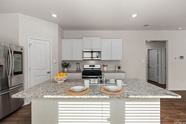 1243 Yellow Warbler Run, San Antonio, TX 78253