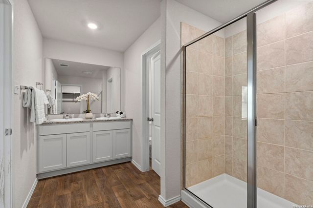 1243 Yellow Warbler Run, San Antonio, TX 78253