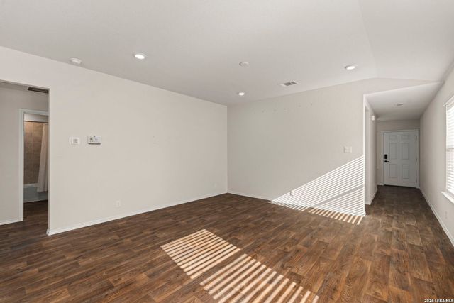 1243 Yellow Warbler Run, San Antonio, TX 78253