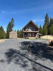 141018 Emerald Meadows Way, Crescent Lake, OR 97733