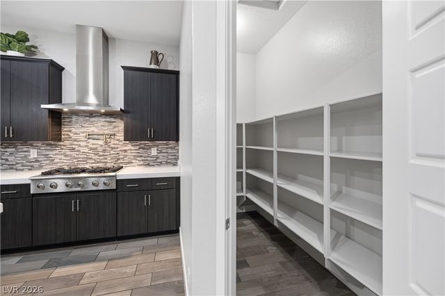 5565 North Grand Canyon Drive, Las Vegas, NV 89149