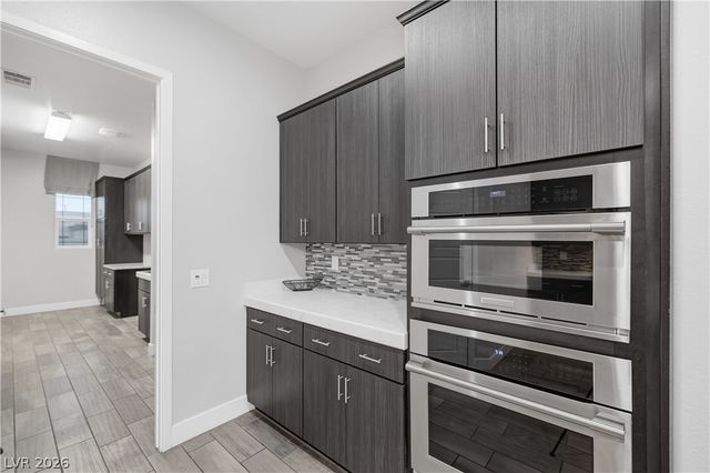 5565 North Grand Canyon Drive, Las Vegas, NV 89149