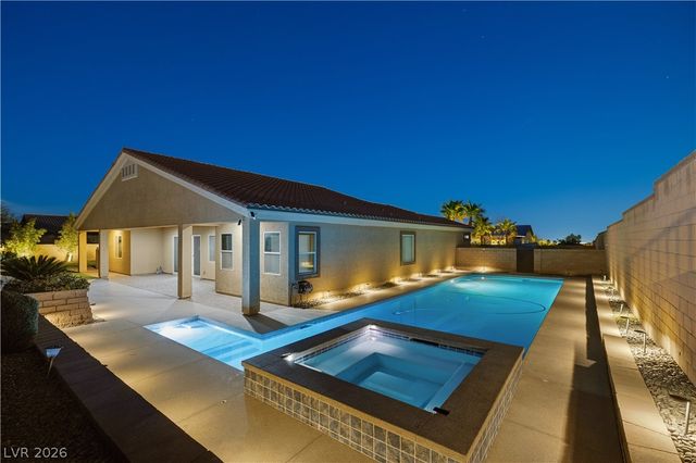 5565 North Grand Canyon Drive, Las Vegas, NV 89149