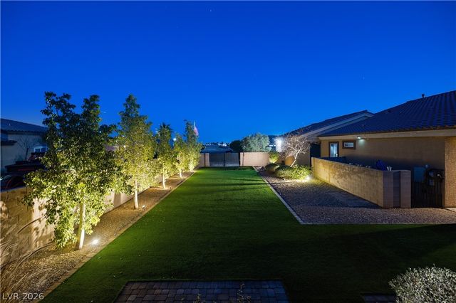 5565 North Grand Canyon Drive, Las Vegas, NV 89149