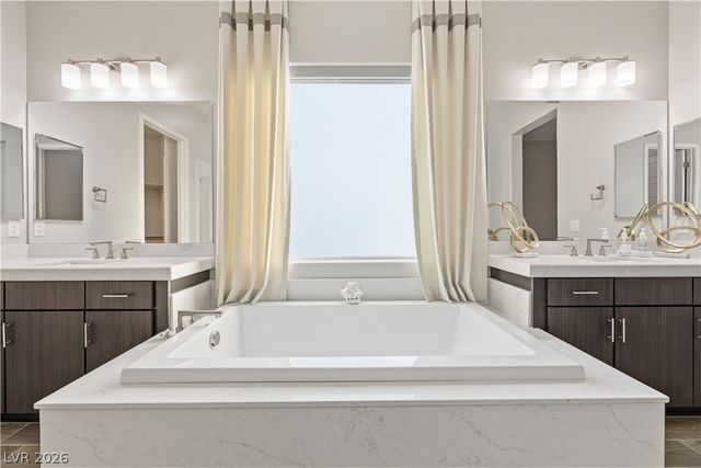 5565 North Grand Canyon Drive, Las Vegas, NV 89149