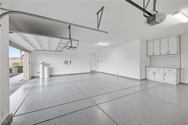 5565 North Grand Canyon Drive, Las Vegas, NV 89149