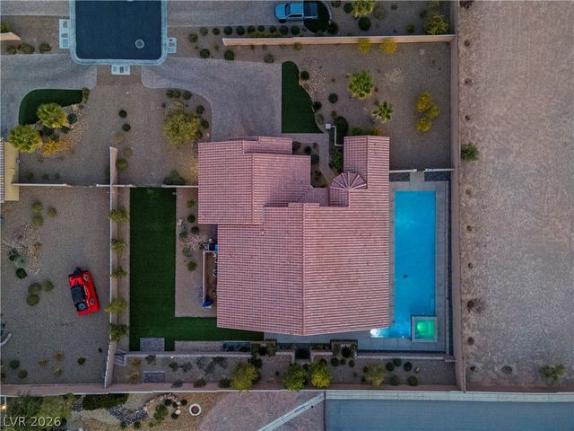 5565 North Grand Canyon Drive, Las Vegas, NV 89149