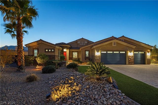 5565 North Grand Canyon Drive, Las Vegas, NV 89149