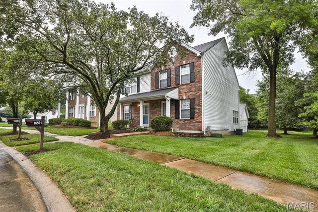 16563 Carriage View Court, Grover, MO 63040