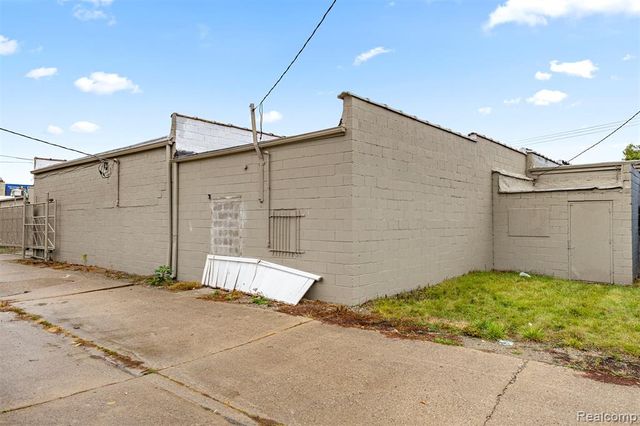 20823 Joy Road, Detroit, MI 48228