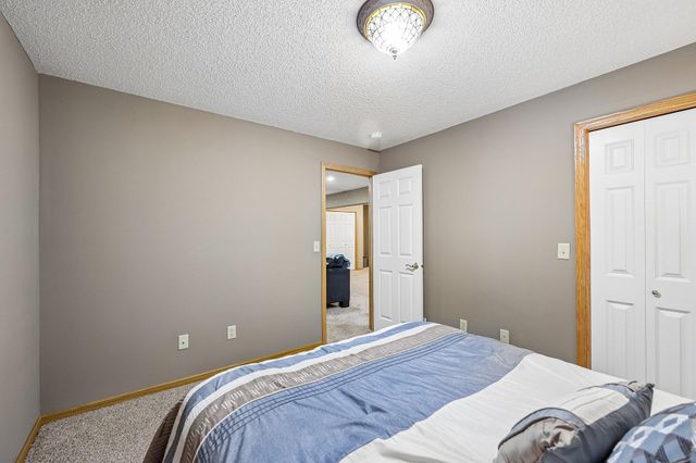 3244 140th Avenue NW, Andover, MN 55304