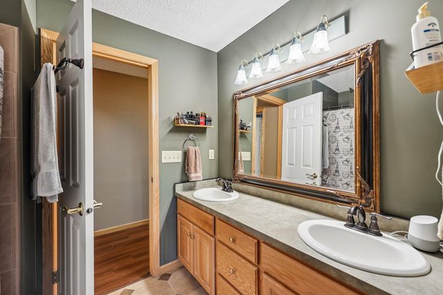 3244 140th Avenue NW, Andover, MN 55304