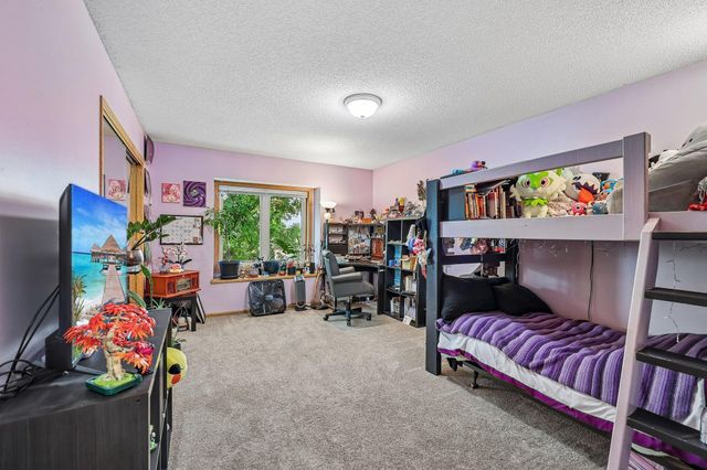3244 140th Avenue NW, Andover, MN 55304