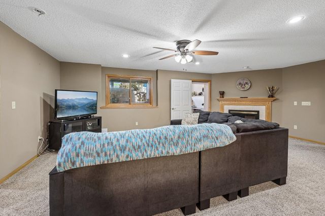 3244 140th Avenue NW, Andover, MN 55304