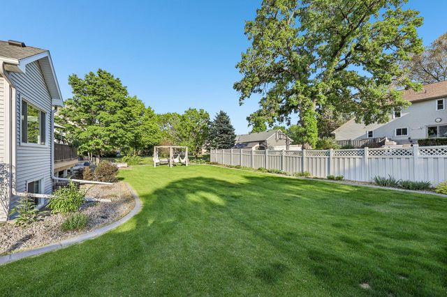 3244 140th Avenue NW, Andover, MN 55304