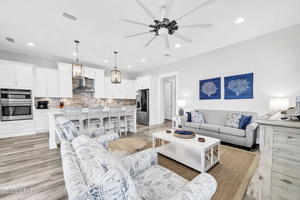 Image 12 of property listing at 19912 Front Beach Road, Panama City Beach, FL 32413