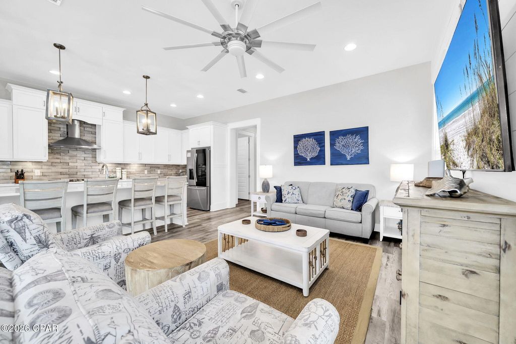 Image 13 of property listing at 19912 Front Beach Road, Panama City Beach, FL 32413