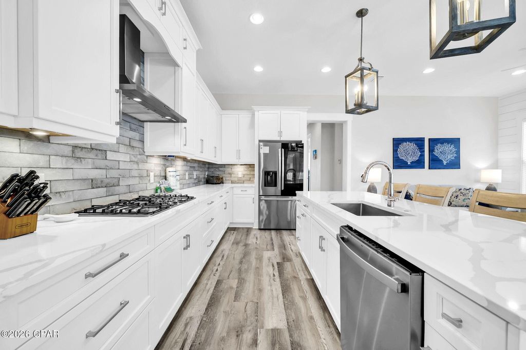 Image 19 of property listing at 19912 Front Beach Road, Panama City Beach, FL 32413