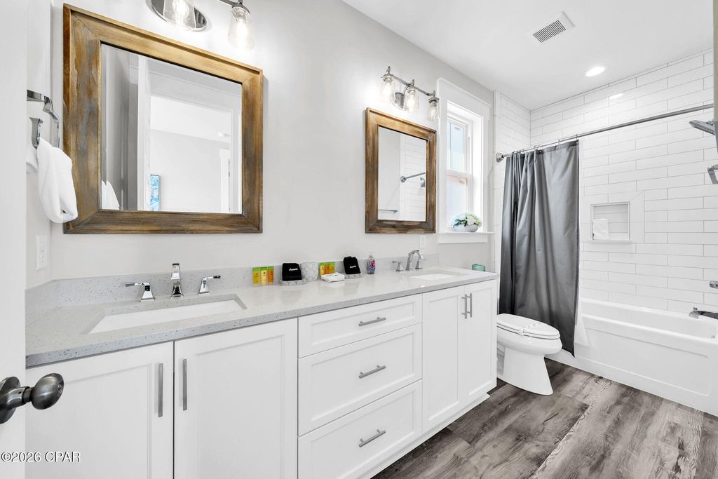 Image 37 of property listing at 19912 Front Beach Road, Panama City Beach, FL 32413