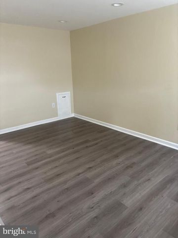 7721 BENDER RD, Landover, MD 20785