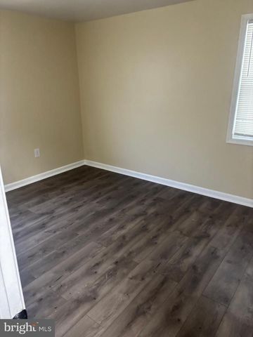 7721 BENDER RD, Landover, MD 20785