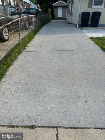 7721 BENDER RD, Landover, MD 20785