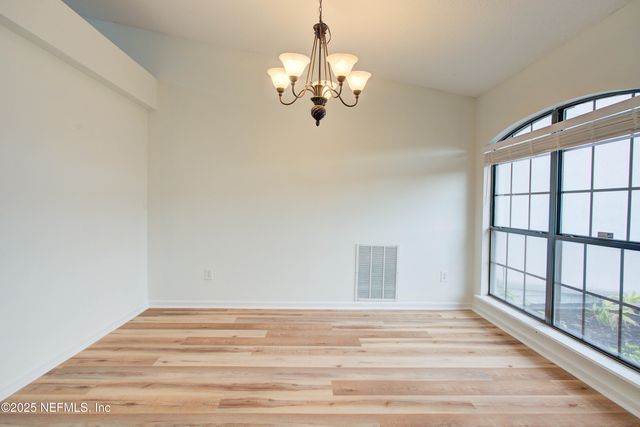 10128 LANCASHIRE Drive, Jacksonville, FL 32219