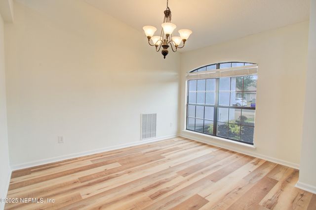 10128 LANCASHIRE Drive, Jacksonville, FL 32219