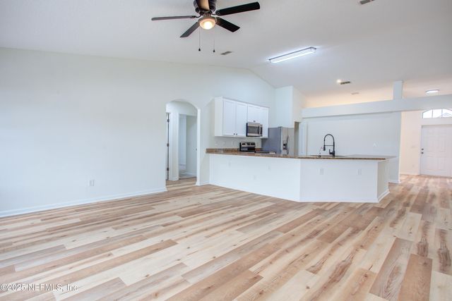 10128 LANCASHIRE Drive, Jacksonville, FL 32219