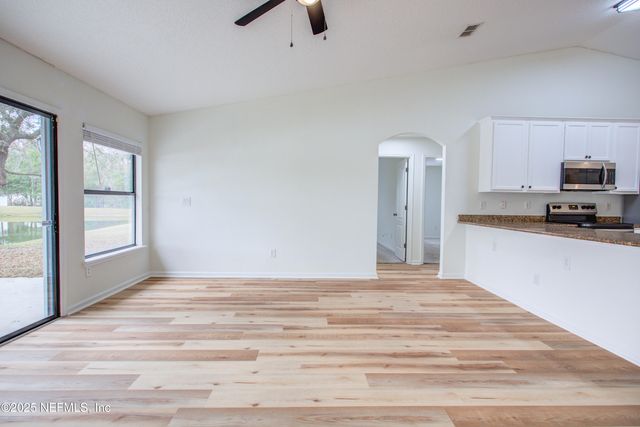 10128 LANCASHIRE Drive, Jacksonville, FL 32219