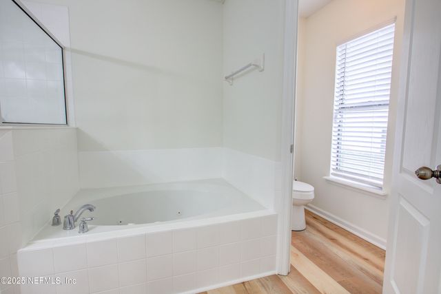 10128 LANCASHIRE Drive, Jacksonville, FL 32219