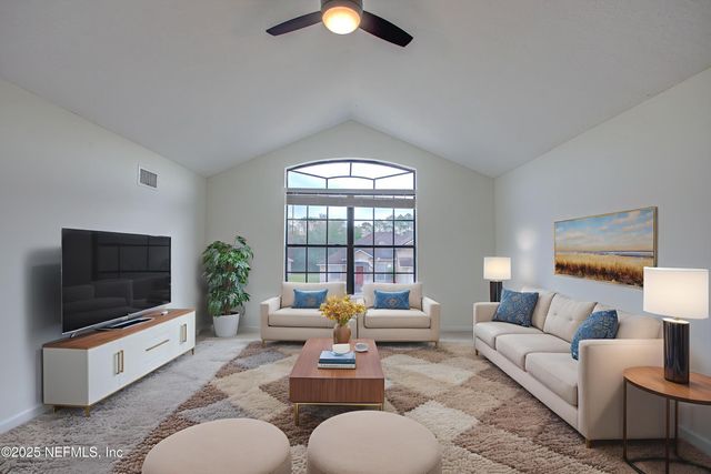 10128 LANCASHIRE Drive, Jacksonville, FL 32219