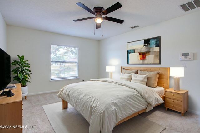 10128 LANCASHIRE Drive, Jacksonville, FL 32219