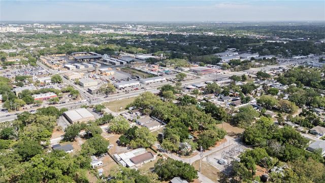 809 E 131ST AVE, Tampa, FL 33612