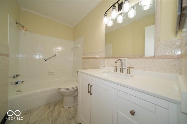 315 Elmead Court 1016, Greenwood, IN 46142