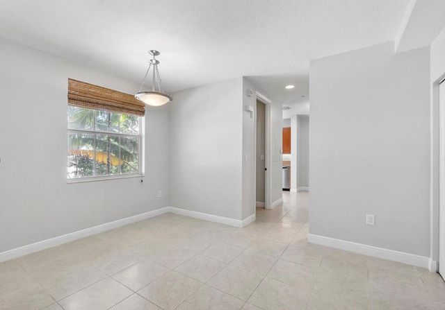 400 SW 14TH Avenue, Fort Lauderdale, FL 33312