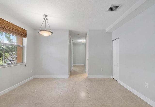 400 SW 14TH Avenue, Fort Lauderdale, FL 33312