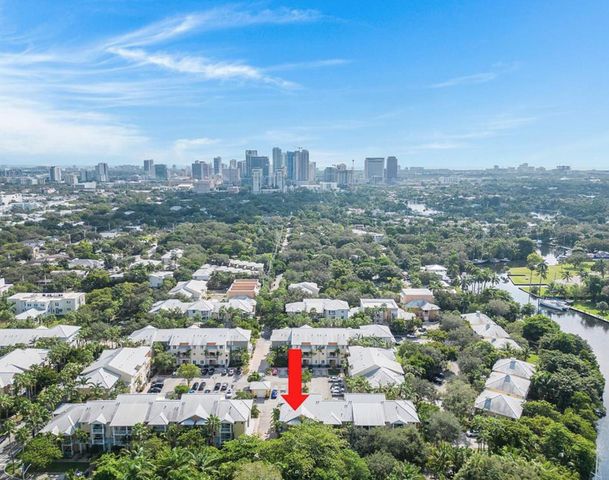 400 SW 14TH Avenue, Fort Lauderdale, FL 33312